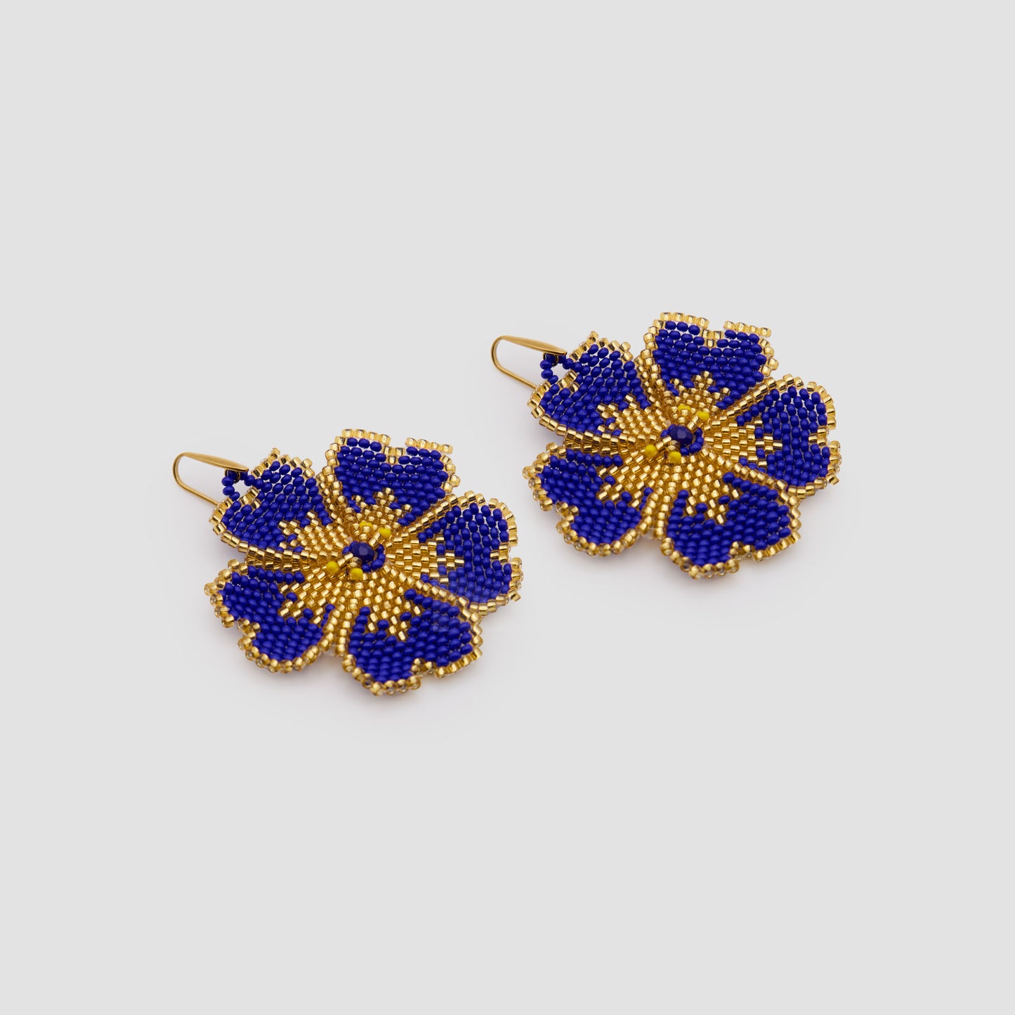 FLOWER EARRING DARK BLUE